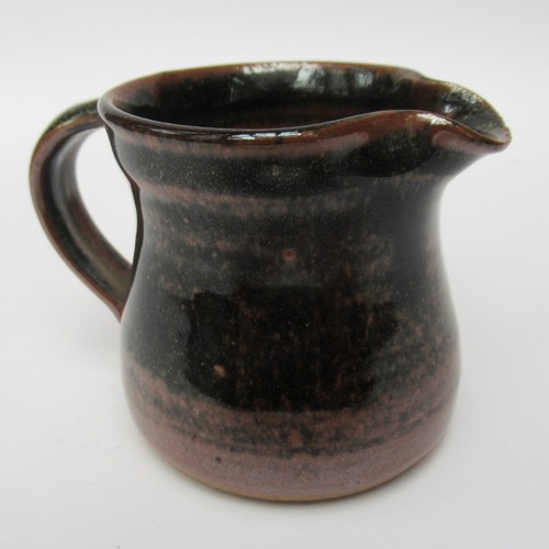 Winchcombe pottery ray - pottery,, finch