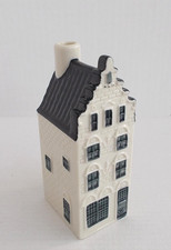 Number 32 KLM Bols Delft