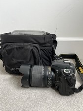 Nikon D D90 12.3MP Digital SLR