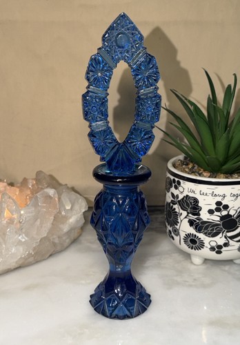 Fenton dark blue topaz - blue,