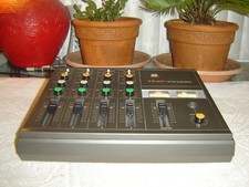Teac M-09, Audio Mixer, 4