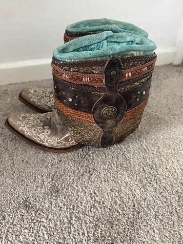 Authentic corrall cowboy - corrall,