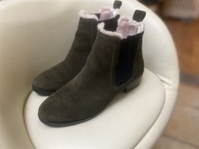 AUSTRALIA EMU Ellin size UK 8