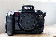 Canon EOS 5 Quartz Date / 35mm