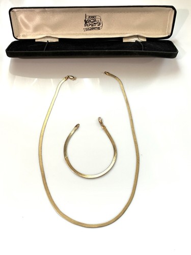 9ct gold necklace - 9ct,