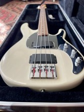 Peavey forum bass - peavey,