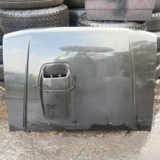 Bonnet With Air Scoop / See