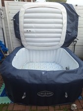 Lay-Z-Spa Maldives Hot Tub