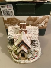 Lilliput Lane Snow Covered