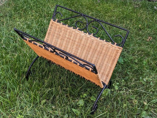 Rattan magazine rack - , style