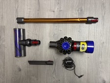 Dyson V8 Vacuum Cleaner -