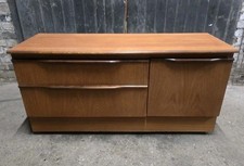 Mid Century Tv Music Lounge