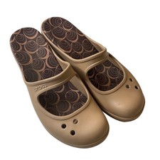 Crocs Frances Mary Jane Tan
