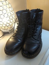 Doctor Martens Black Boots Size 8 Mens Black Leather Boots UK 8