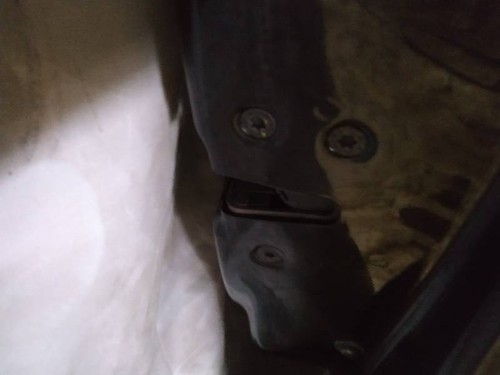 Cerradura puerta delantera - ,
