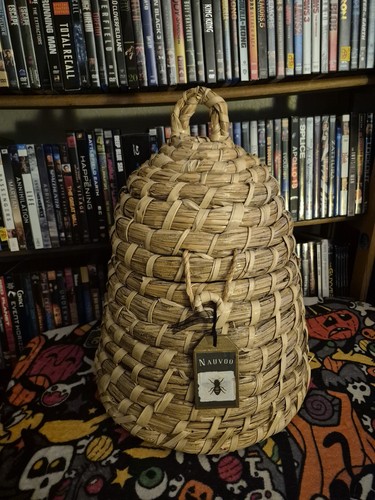 Nauvoo willow beehive basket - willow,