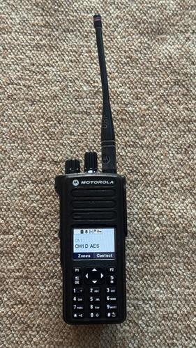 Motorola dp4800 uhf - motorola,