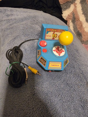 Retro pacman game - pacman,