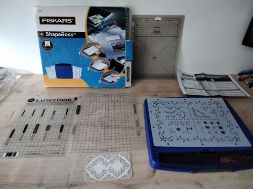 Fiskars shapeboss embossing - fiskars,
