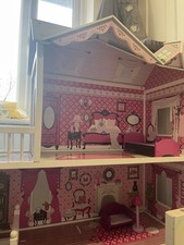 Isabelle's Wooden Doll House