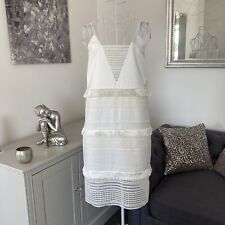 Three Floor White Fringed