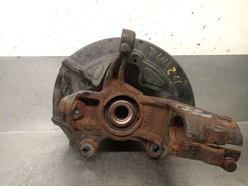 8250535 front left knuckle - left,