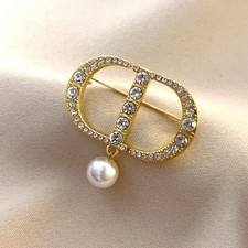 Hot selling women's letter