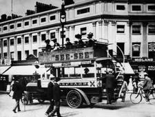 Motor bus in Regent Street