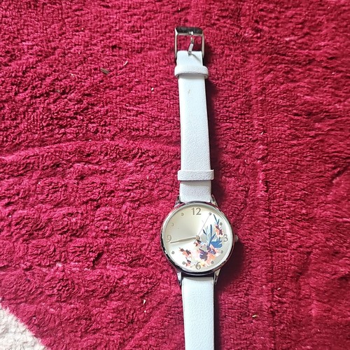 Avon women quartz analogue - avon,