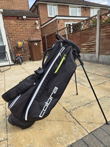 King cobra stand - cobra, bag