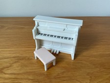 Sylvanian Families White Piano