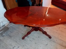 Oval Mahogany Pedestal Coffee Table with Splayed Legs & Claw Feet - COLLECTION 