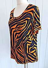 Julien Macdonald (QVC) Ladies' Lightweight Round Neck Tiger Print Top UK size M