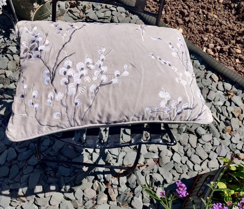 Laura ashley pussy willow - laura,