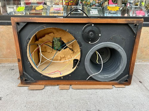 Empty speaker enclosure - empty, w/