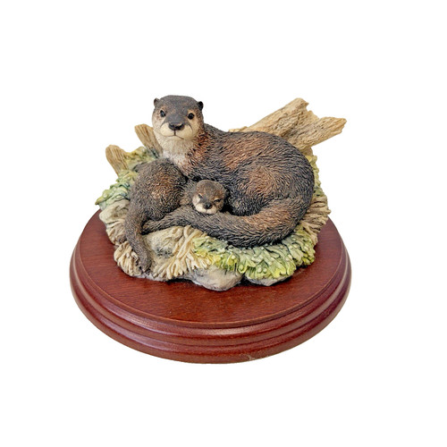 Border fine arts otter - arts, &
