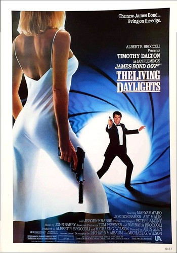 James bond 007 - james, living
