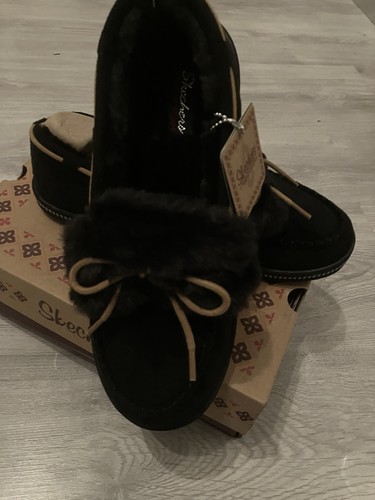 Gorgeous skechers slippers - gorgeous, slippers.