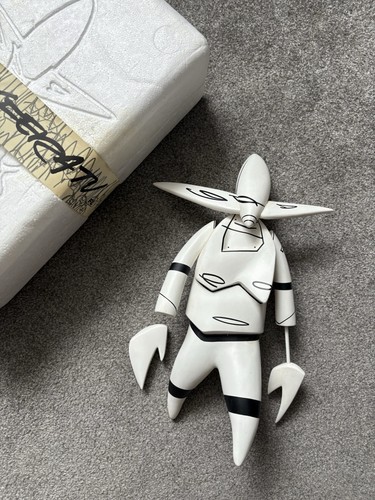 Futura 2005 white - 2005, nosferatu