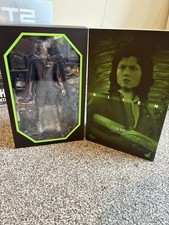 Hot Toys Alien MMS366 1/6