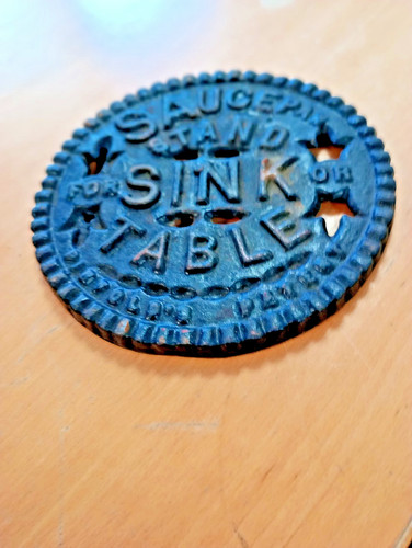 Cast iron trivet - , stand