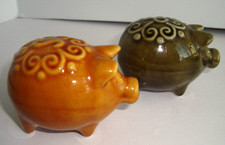 Vintage Pig Piggy Bank Salt and Pepper Shakers Mod Mid Century Collectibles