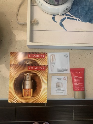 Lot clarins shiseido - of,