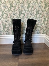 Black Demonia Cubby 311