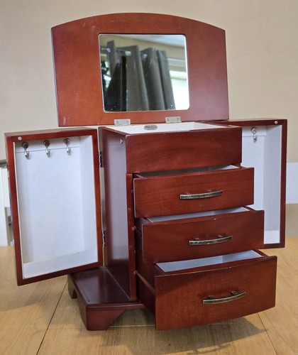 Vintage large mele co - large, &