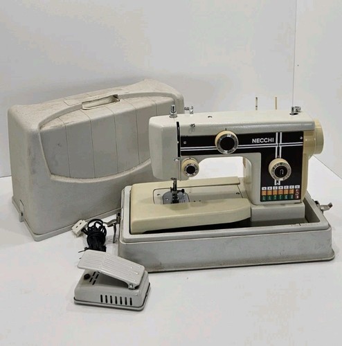 Necchi sewing machine 523 - sewing,