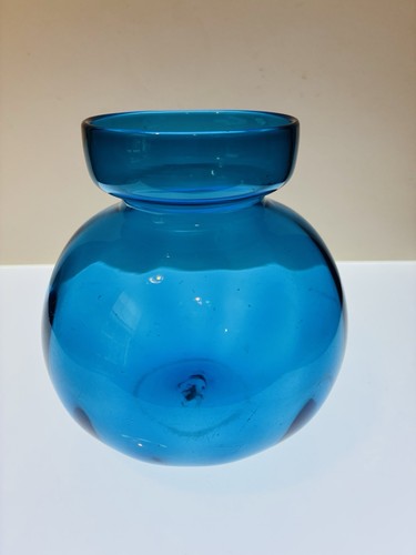 Vintage blue hyacinth vase - blue,