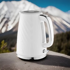 Swan Windsor Collection Kettle
