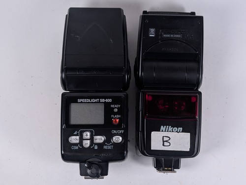 Nikon 600 speedlight - 2x, sb-600