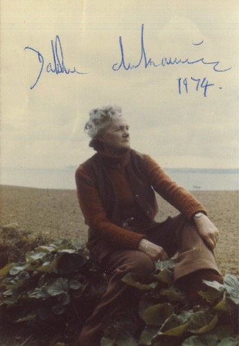 Daphne maurier signed - du,